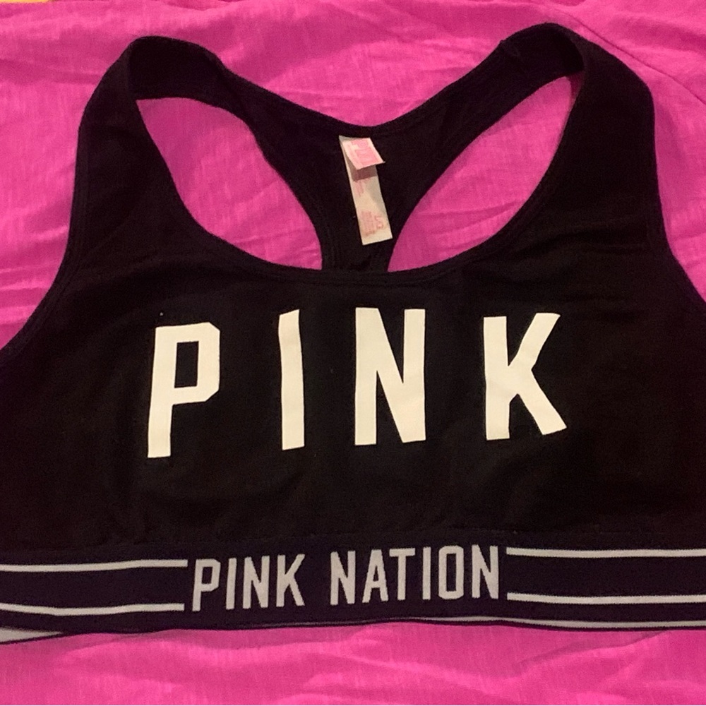 Victoria’s secret pink sports bra